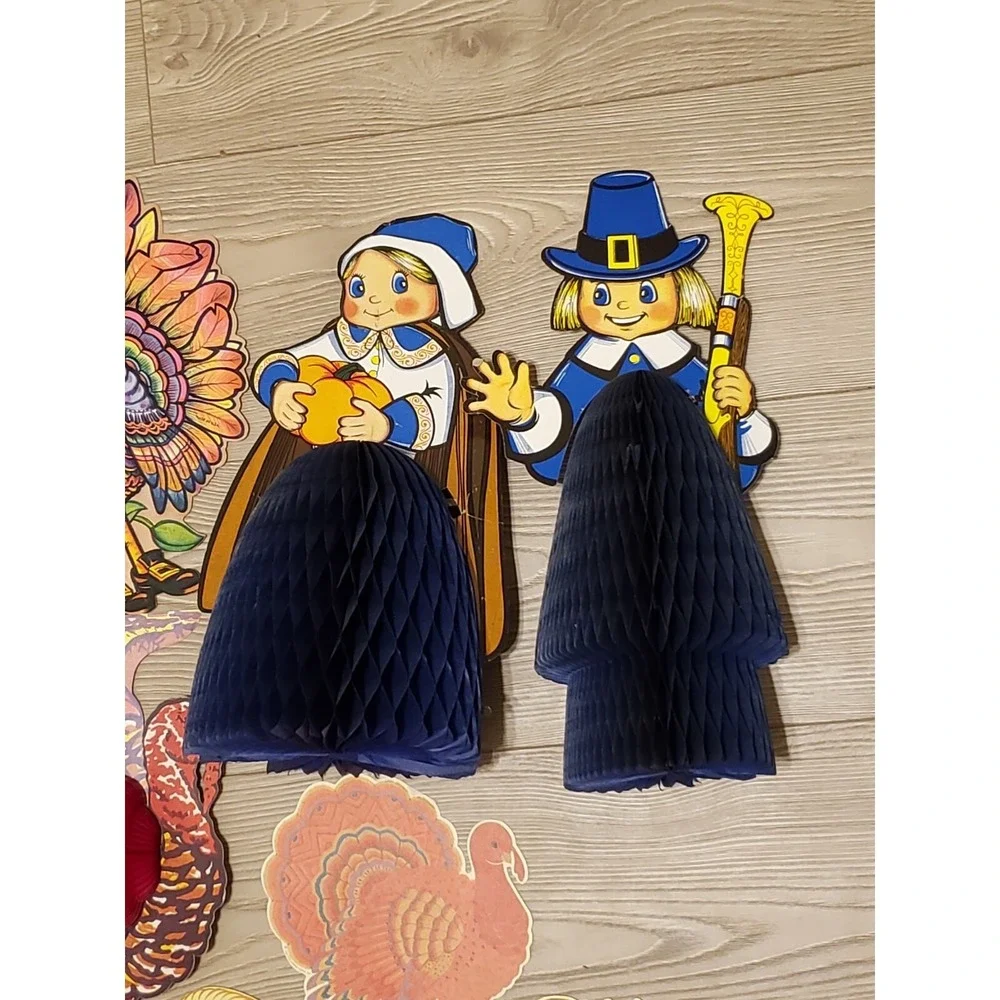 Vtg Beistle Hallmark‎ Thanksgiving Cut Pilgrim Turkey Holiday Decor Lot Tissue